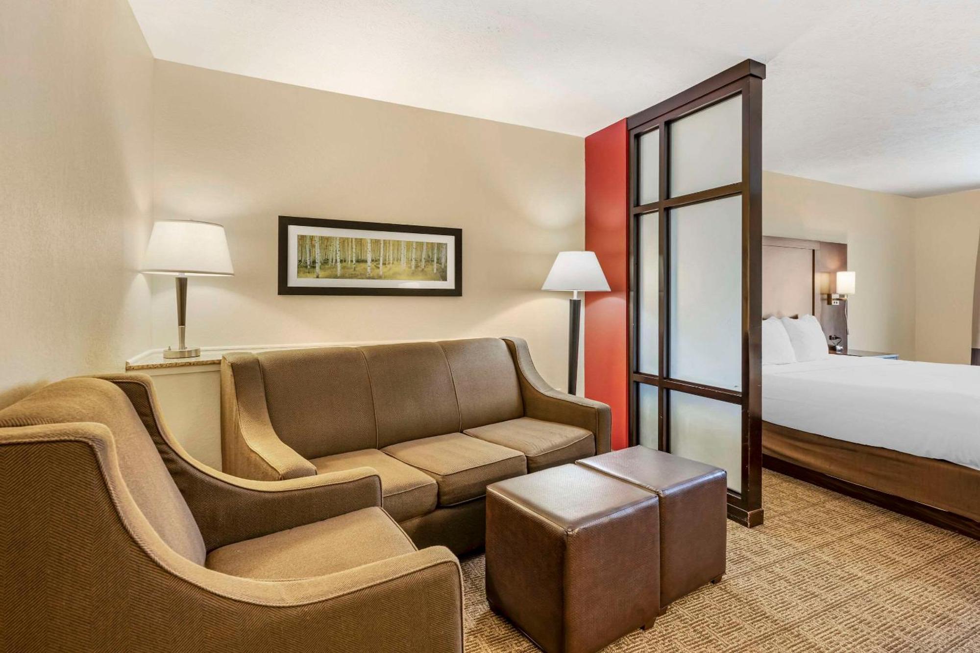 คอมฟอร์ต สวีท อีสต์ Hotel ลินคอล์น ภายนอก รูปภาพ